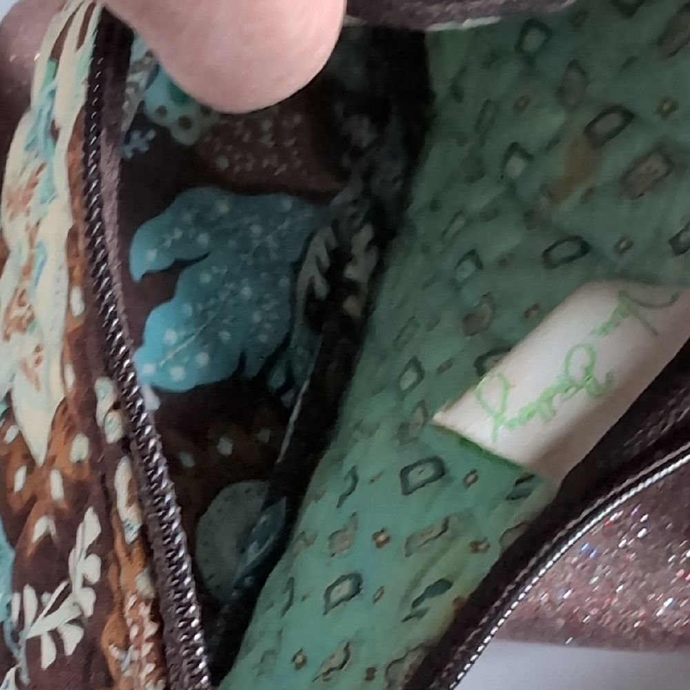 Vera Bradley Makeup Bag - Picture 5 of 5